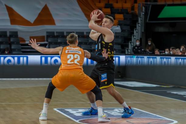 能激起球迷 能激起球迷