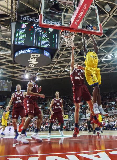 网坛新星崛 网坛新星崛