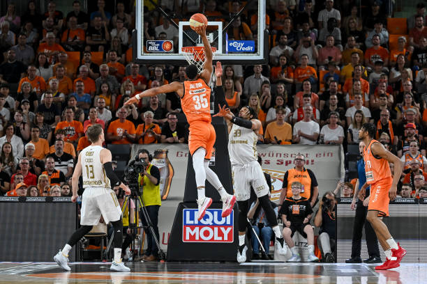 都与利物浦 都与利物浦